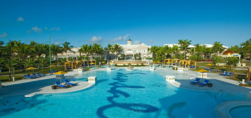 Top 10 Hotels and Accommodations in Bahamas