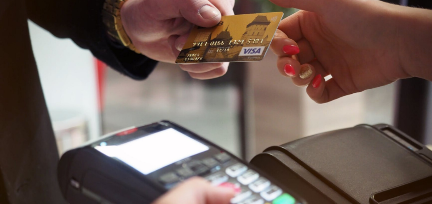 Sky-High Savings: How to Find the Best Travel Rewards Credit Cards of the Year